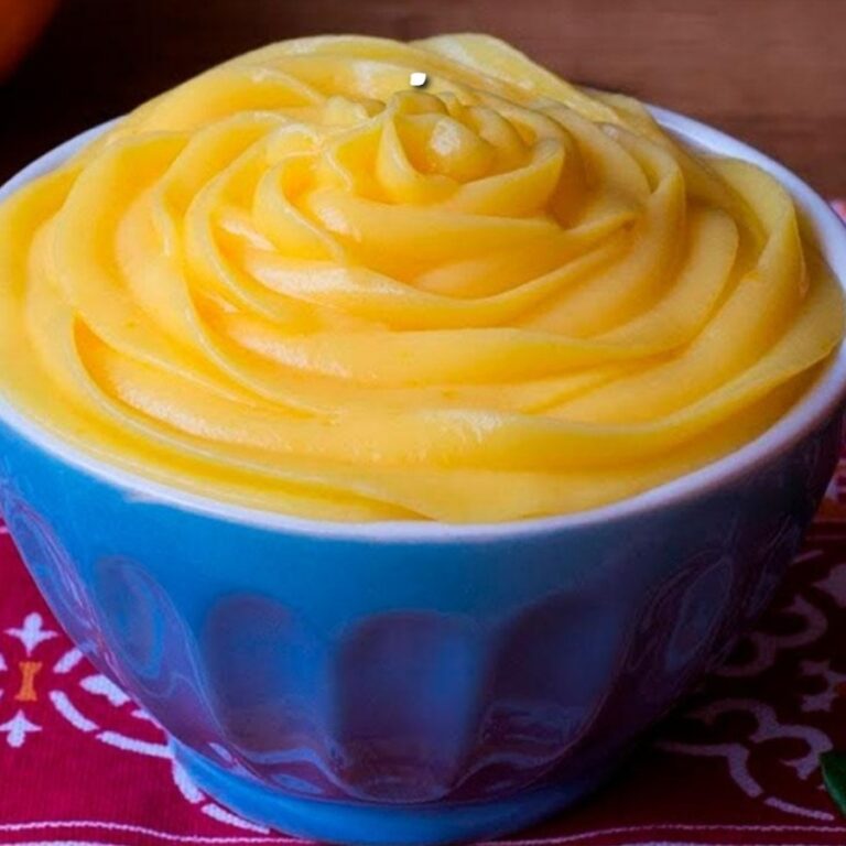 Crema all’Arancia Profumata: Il Tocco Agrumato che Trasforma Ogni Torta in un Capolavoro!