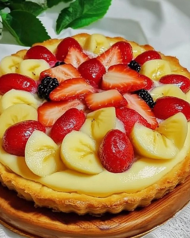 Crostata Soffice alla Frutta: Il Dolce Estivo che Conquista Tutti