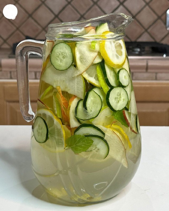 ACQUA DEL BENESSERE  Ricca di vitamine