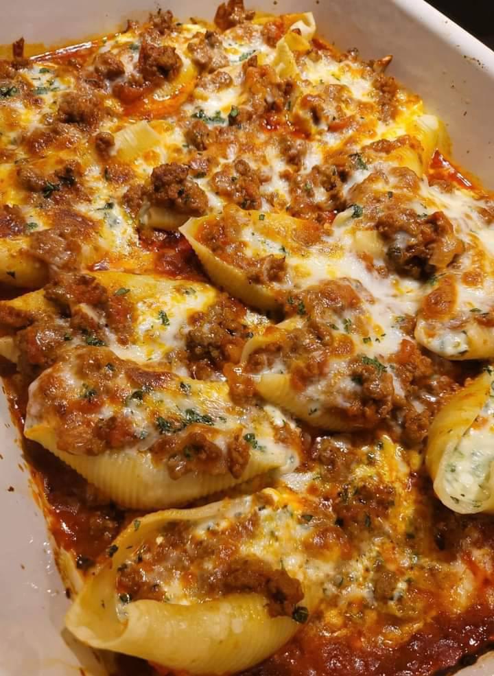 "Conchiglie Tex-Mex al Forno: Il Matrimonio Perfetto tra Italia e Messico"