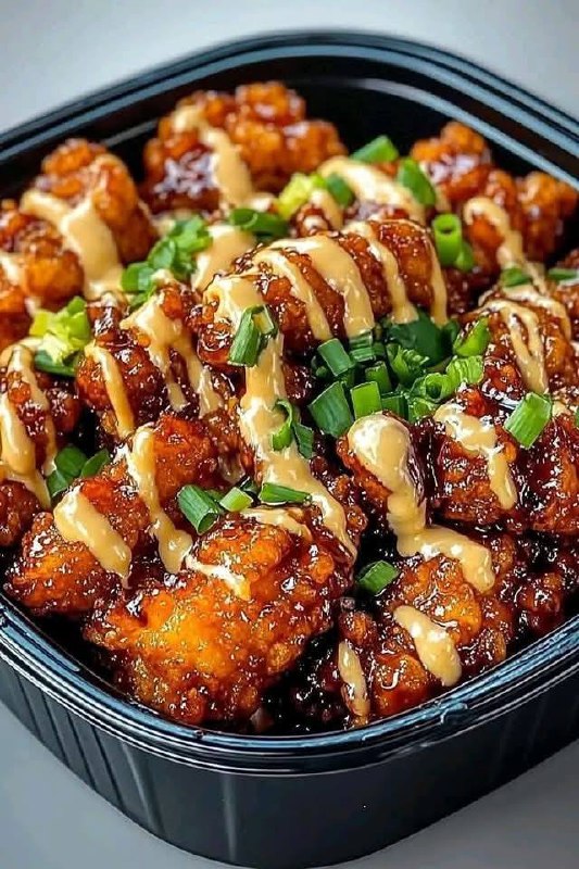 Bocconcini di Pollo Glassati al Miele e Paprika: Il Croccante che Stuzzica i Sensi!"