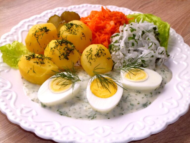 Uovo con Salsa Cremosa all'Aneto: Un Capolavoro della Cucina Casalinga