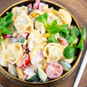 Insalata di tortellini