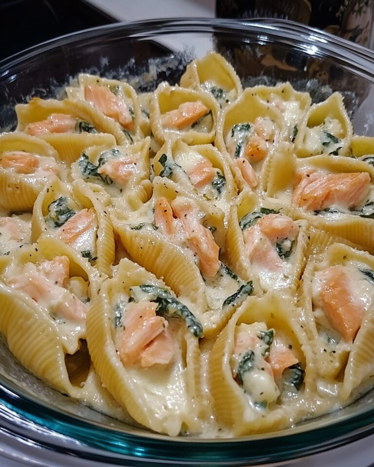 Conchiglioni ripieni con crema di zucchine e salmone: eleganza in ogni forchettata