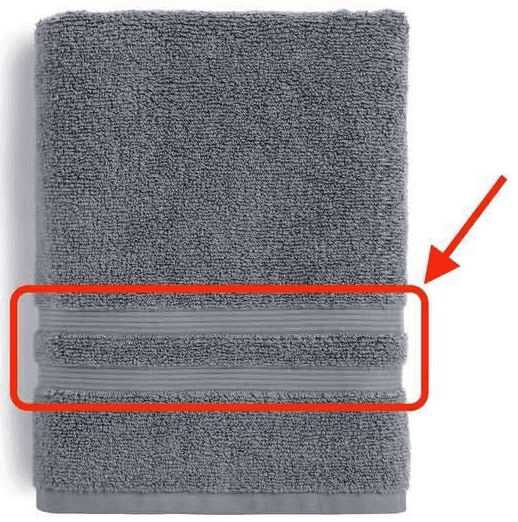 A cosa servono le strisce di tessuto sugli asciugamani da bagno? Rispondiamo una volta per tutte!