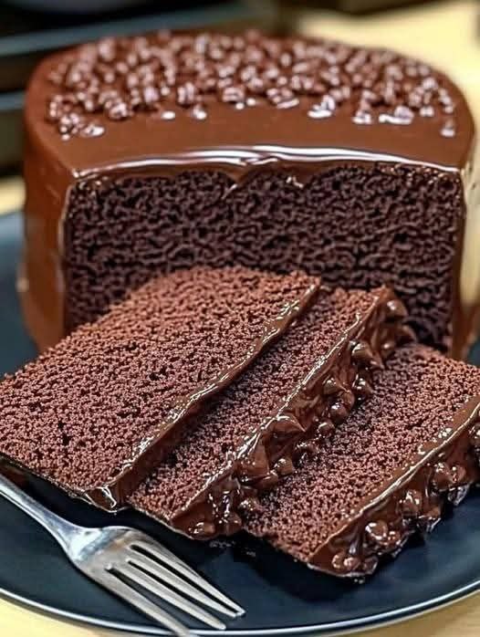 Torta Leggera di Mele e Cacao: il Dolce Senza Zucchero che Fa Dimagrire