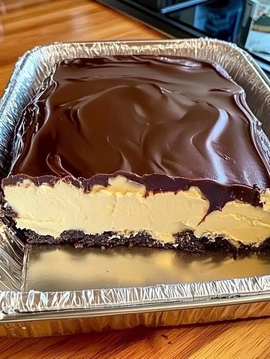 Ricetta della torta éclair al cioccolato senza cottura
