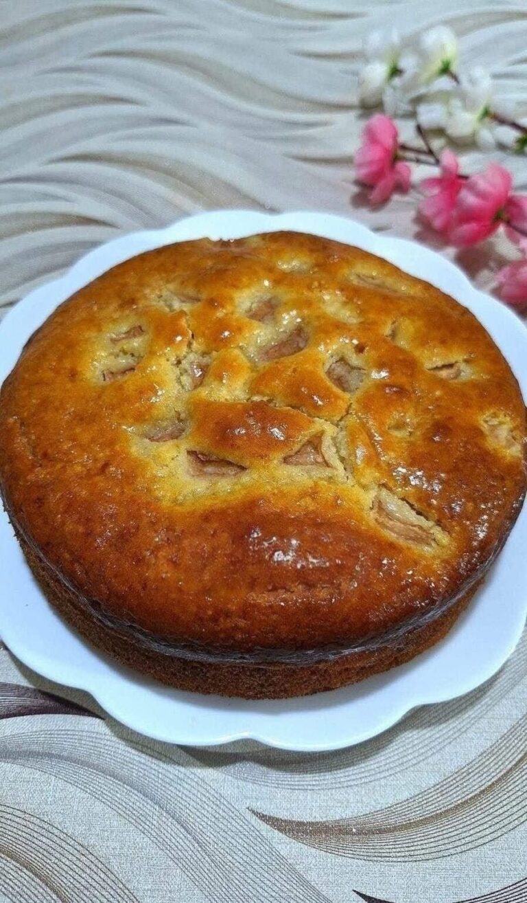 Torta di mele morbida