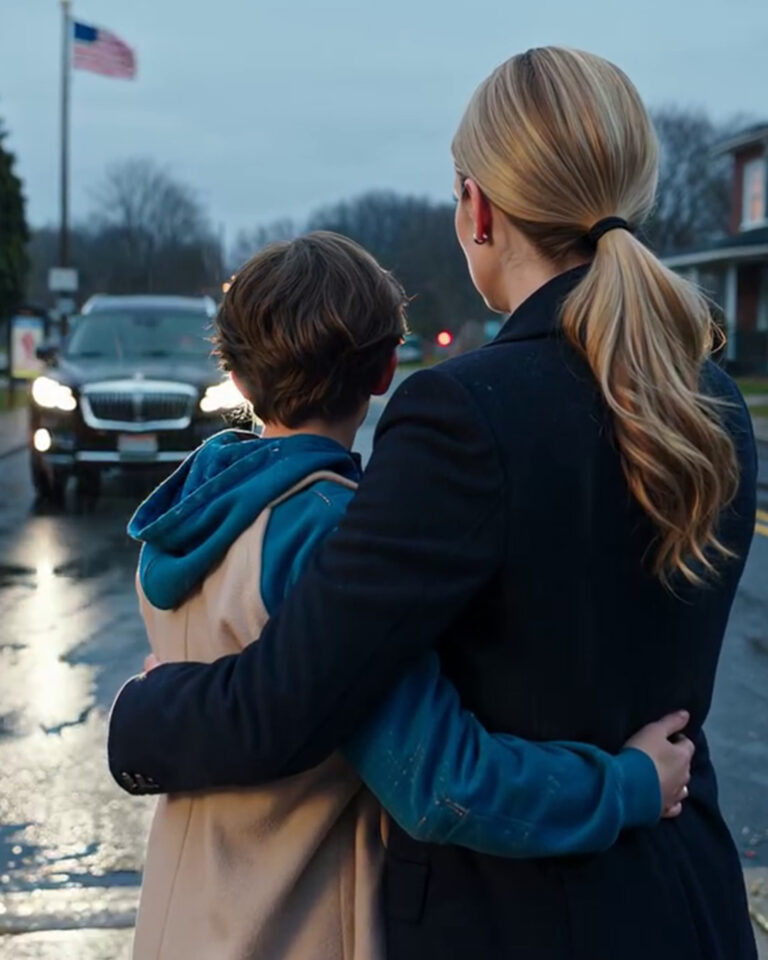 Mio marito ha interrotto ogni contatto per tre anni e la sua famiglia ha detto a me e a mio figlio di andarcene: "Dovreste trovarvi un altro posto dove vivere!". In una notte di pioggia, stavo aspettando l'autobus con in braccio mio figlio di cinque anni. Sua sorella maggiore è arrivata in una macchina di lusso, si è fermata proprio davanti a me e mi ha detto: "Sali, devo dirti una cosa molto importante".