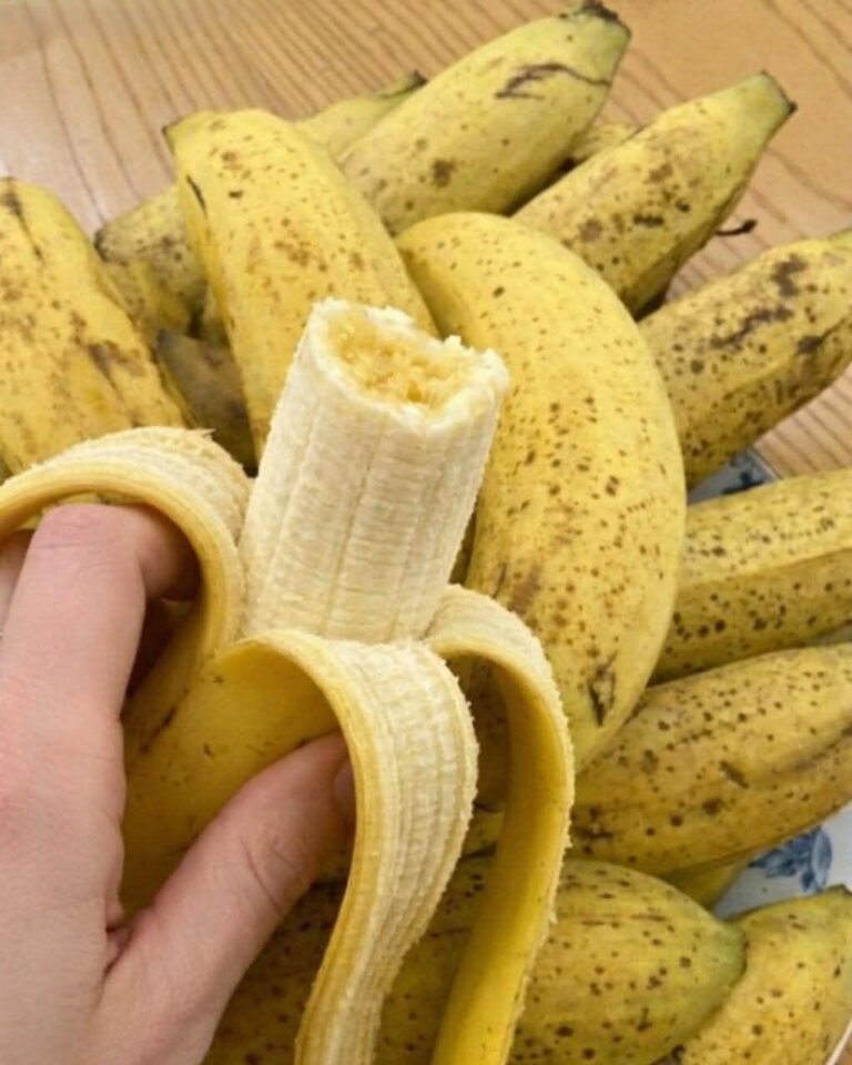 Se hai più di 50 anni, mangiare una banana al giorno potrebbe causare… Vedi altro